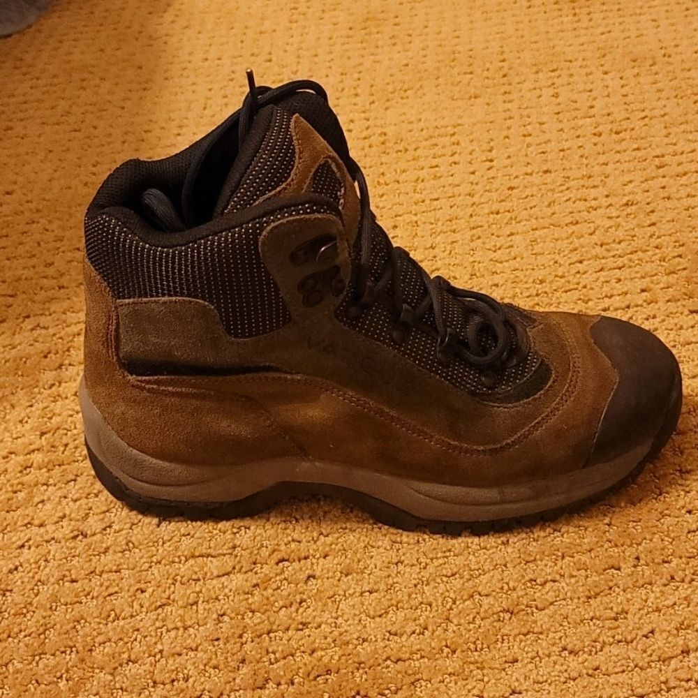 Vasque visit hiking boots size 8